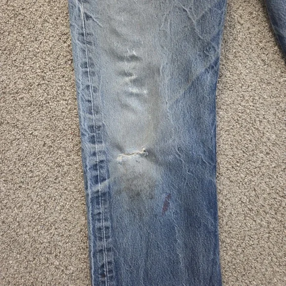 Levis 501 Jeans Mens 36x38 Blue Denim Straight Leg Button Fly Distressed Stained - Picture 5 of 16